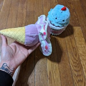 Boop n scoop squeaker toys multi part